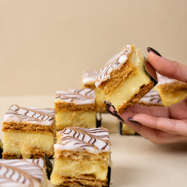 Millefeuille (mini size) (dozen)