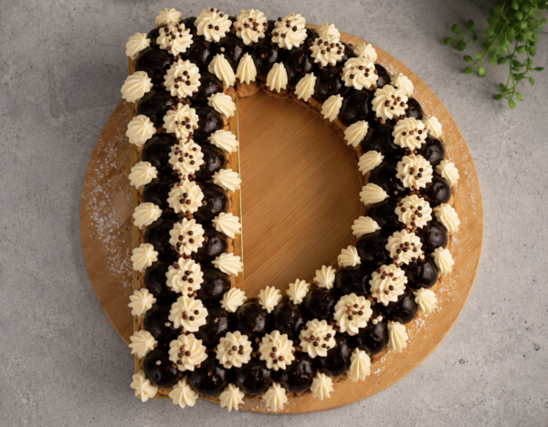 Profiteroles • Special Order (Letters)